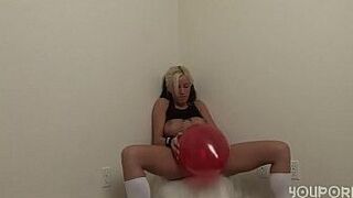 Trisha rides it till it pops - porn video