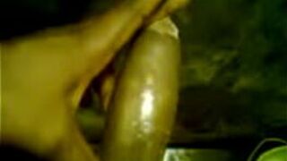 toilet masturbating - porn video