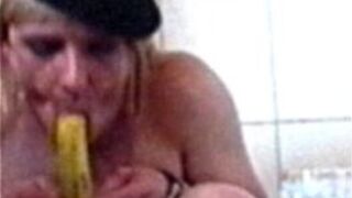 Deepthroat Transgirl - porn video