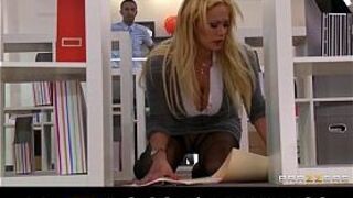 Office slut Shyla Stylez gets a good fuck to release stress - porn video