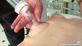 Classy old lady Mila needs gyno clinic examination - porn video