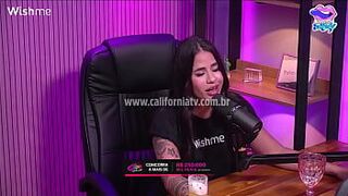 She moaned so much that she got wet - porn video